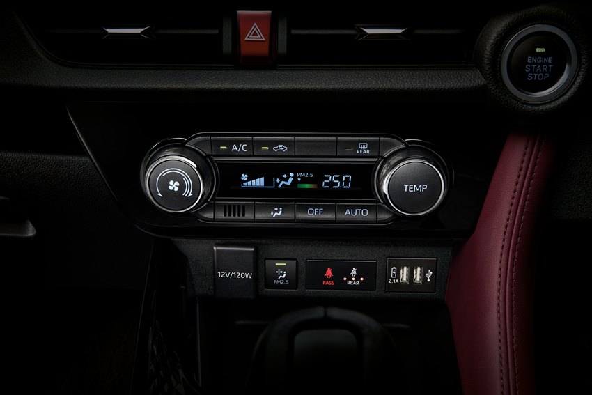 toyota yaris ativ
