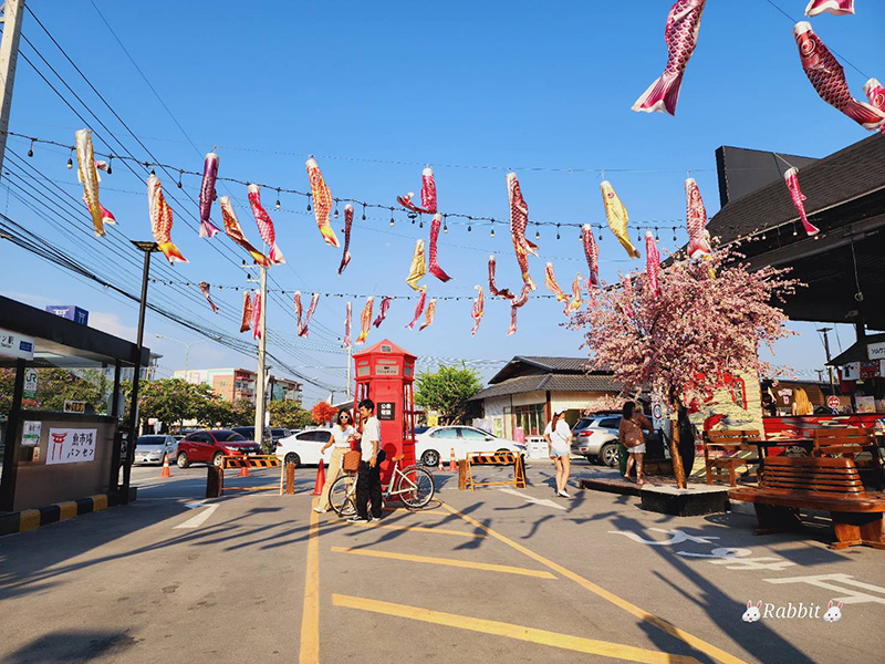 ตลาดปลาบางแสน