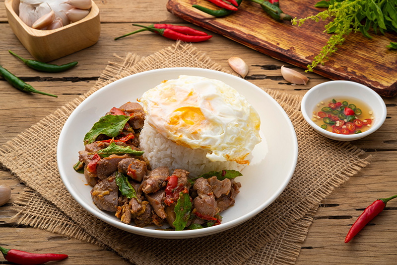 ผัดกะเพราตับ