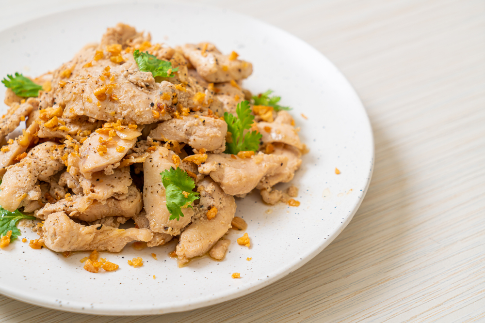 ไก่กระเทียม