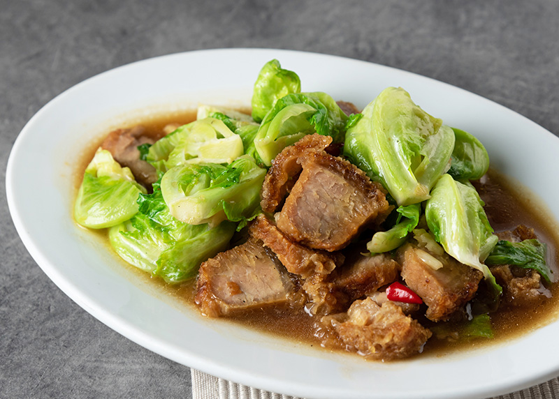 ผัดแขนงหมูกรอบ