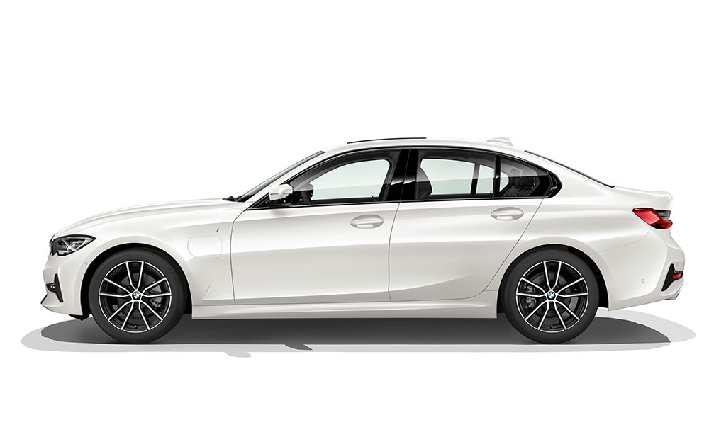 BMW 330e Plug-In Hybrid