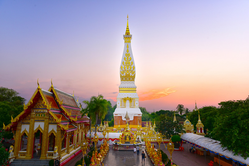 ไหว้พระธาตุ