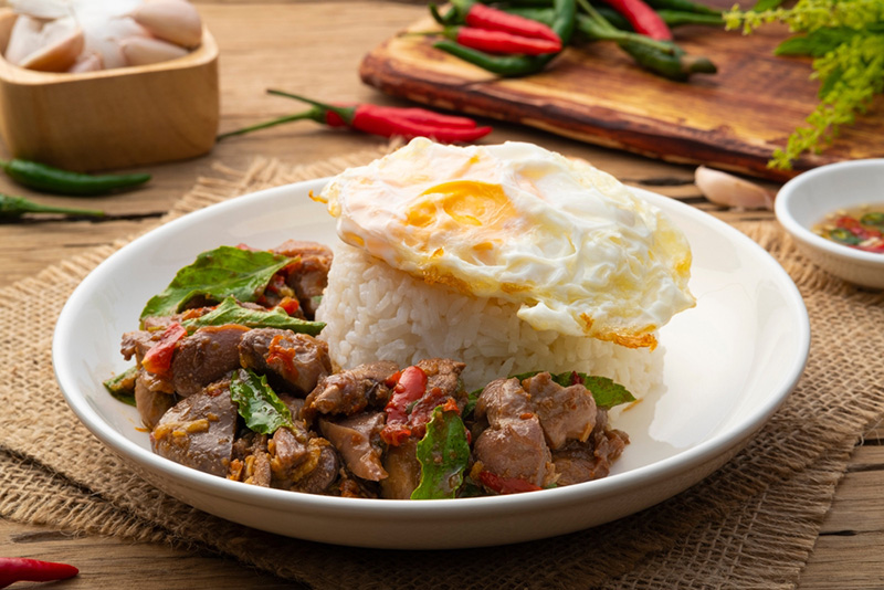 ผัดกะเพราตับ