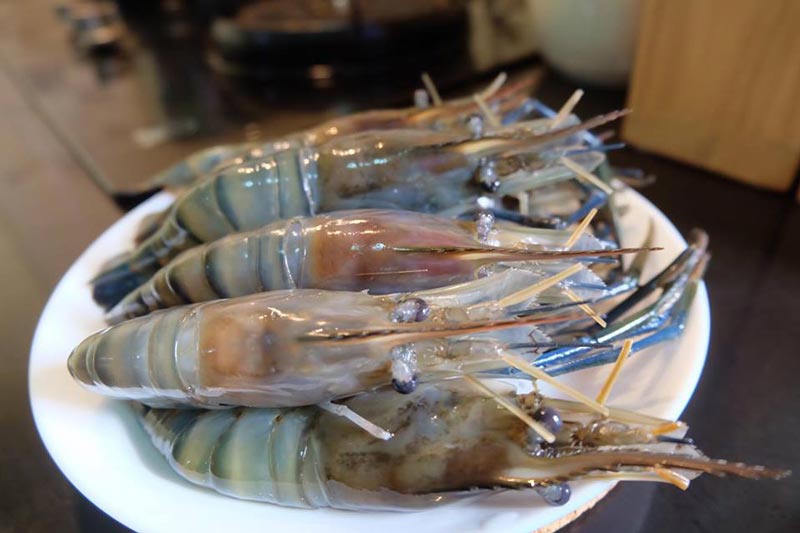 กุ้งคั่วพริกเกลือ