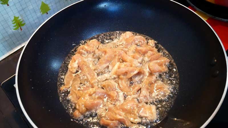 หมูทอดนมสด