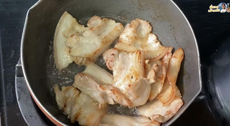 สามชั้นอบวุ้นเส้น