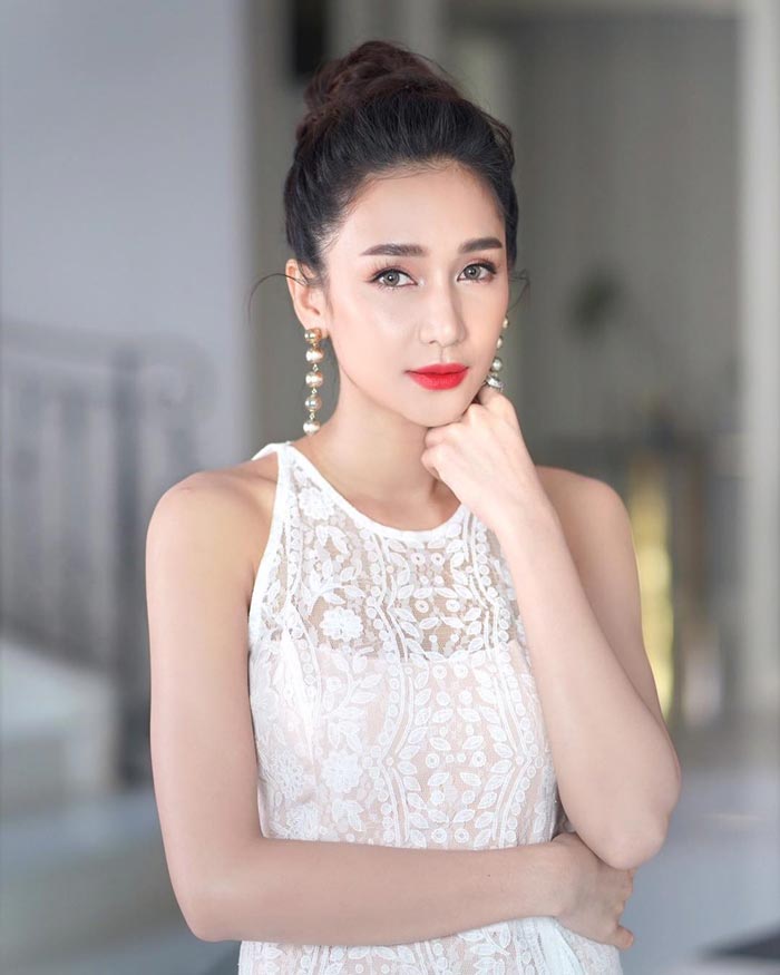 บ้าน เนย โชติกา
