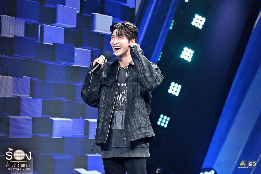 The Wall Song ร้องข้ามกำแพง