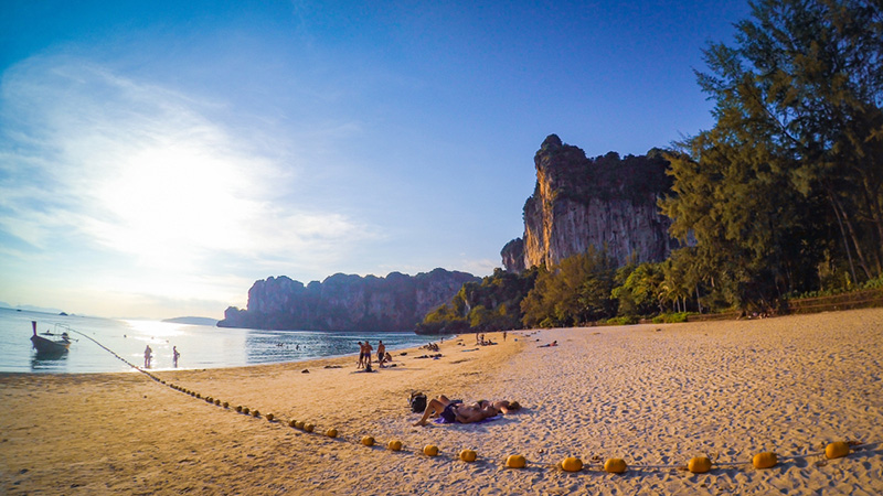 หาดไร่เลย์