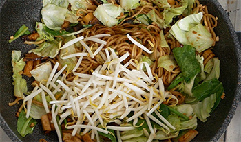 ผัดหมี่เจ