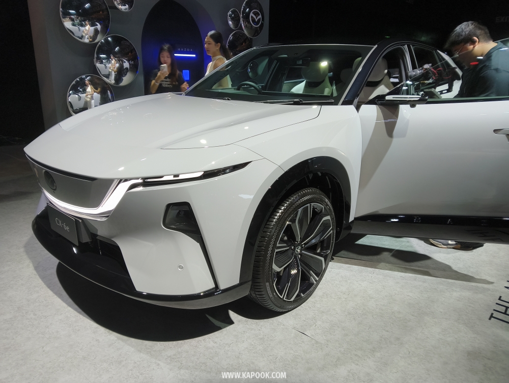Mazda CX-6e