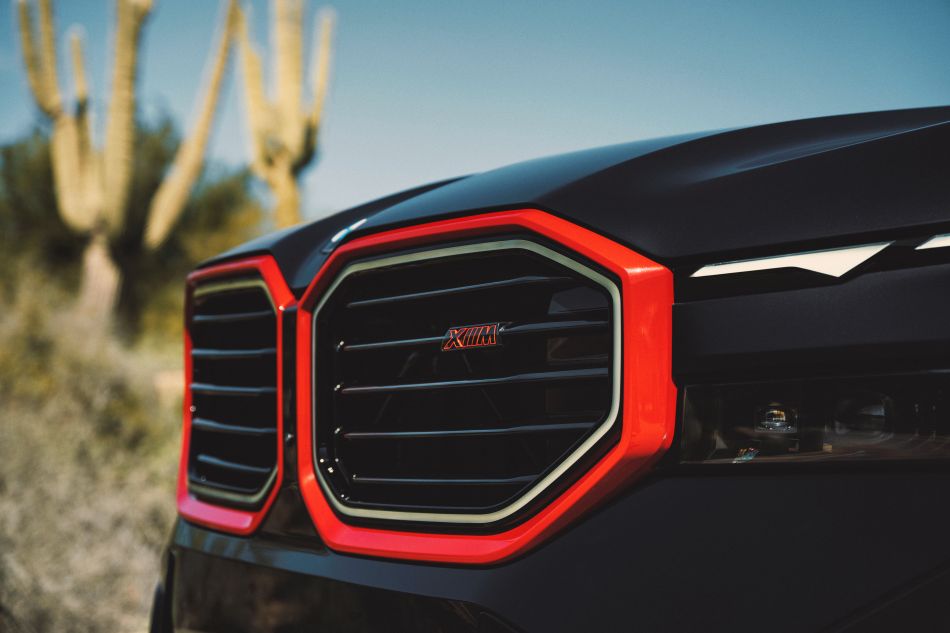 bmw xm label red