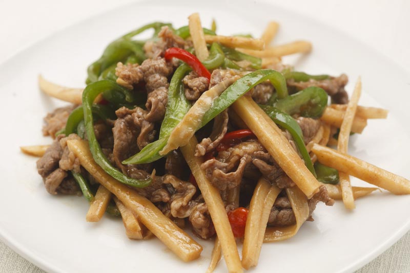 เนื้อผัดหน่อไม้ดอง