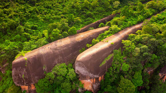 ที่เที่ยวไทย หินสามวาฬ จังหวัดบึงกาฬ