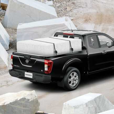 nissan navara 2024
