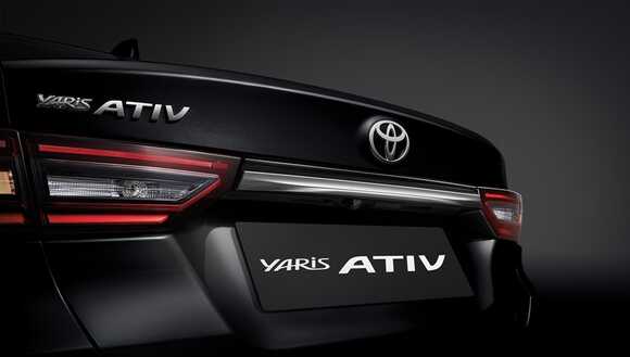toyota yaris ativ