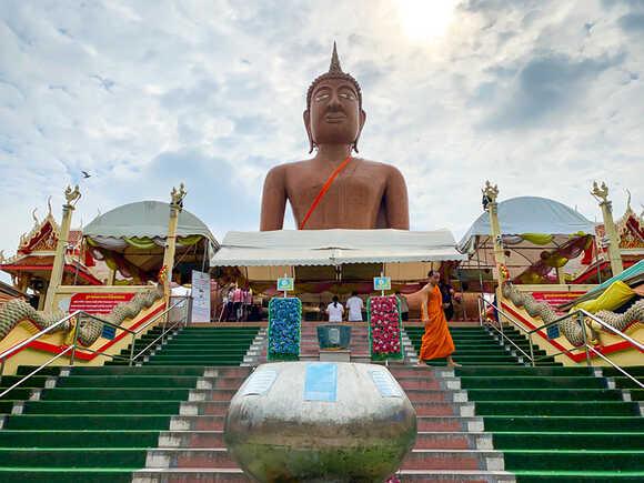 วัดกลางบางพระ