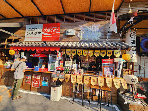 ตลาดปลาบางแสน