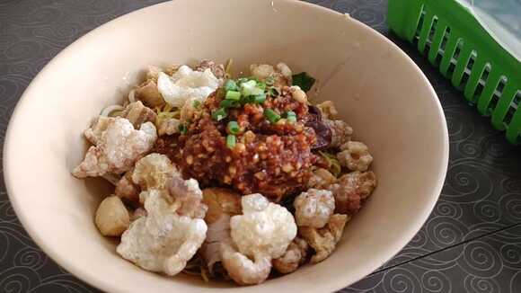 หมี่กากหมูป้าพร