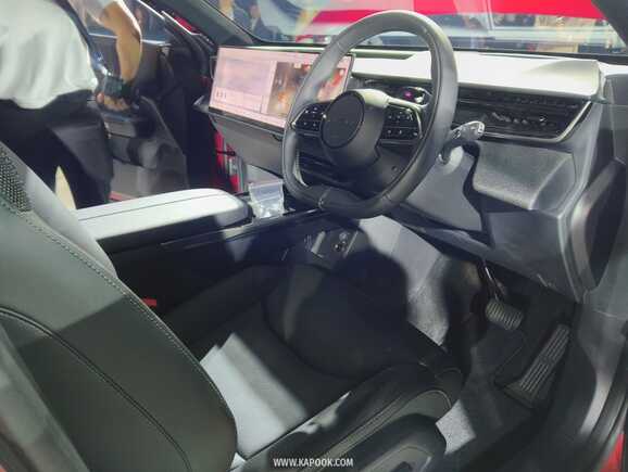 Mazda CX-6e