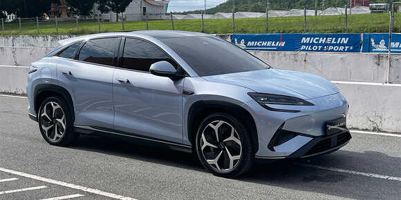 BYD Sealion 7