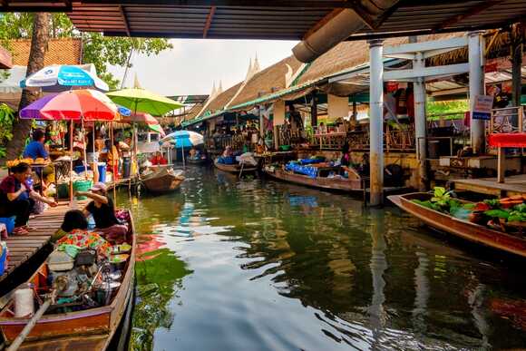 บรรยากาศสองฝั่งคลอง ตลาดน้ำตลิ่งชัน