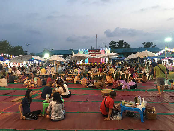 บรรยากาศงานเสน่ห์ไม่จางที่บางสระเก้า ปี 2567