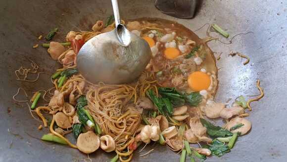 ผัดหมี่หุ้นหมี่