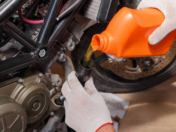 .เปลี่ยนน้ำมันเครื่องมอเตอร์ไซค์ทุกกี่กิโล หรือควรเปลี่ยนตอนไหน.