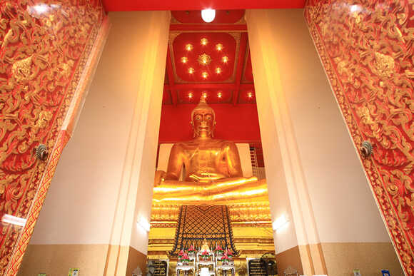 วิหารพระมงคลบพิตร