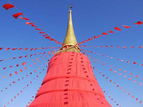 งานภูเขาทอง 2562