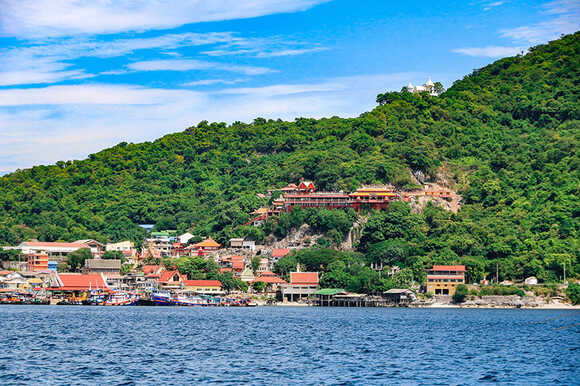 เกาะสีชัง จังหวัดชลบุรี