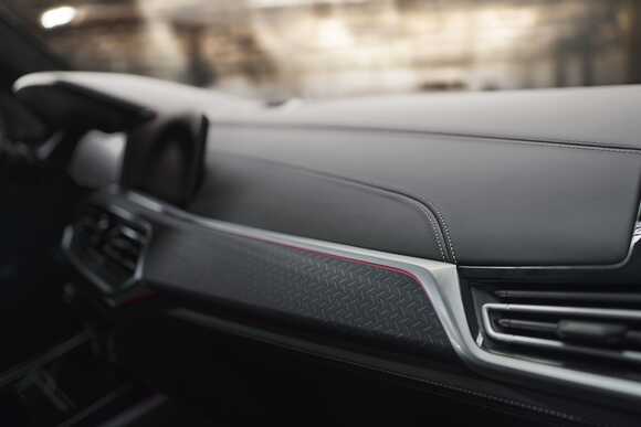 BMW X5 Black Vermilion 2022