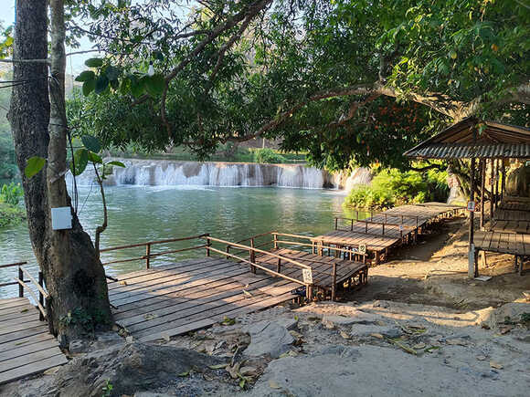 น้ำตกแก่งหรุ ที่เที่ยวน้ำตก ใกล้กรุงเทพฯ
