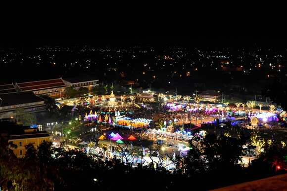 งานพระนครคีรี-เมืองเพชร