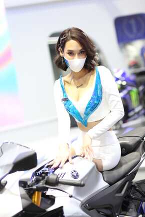พริตตี้