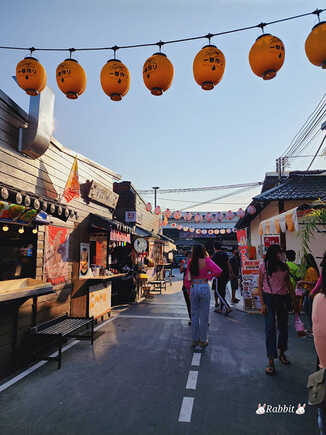 ตลาดปลาบางแสน
