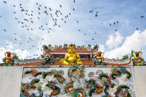 พุทธสถานจีเต็กลิ้ม จังหวัดนครนายก สถานที่ไหว้แก้ปีชง