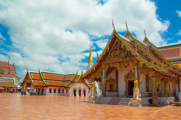 วัดพระธาตุเชิงชุมวรวิหาร จังหวัดสกลนคร